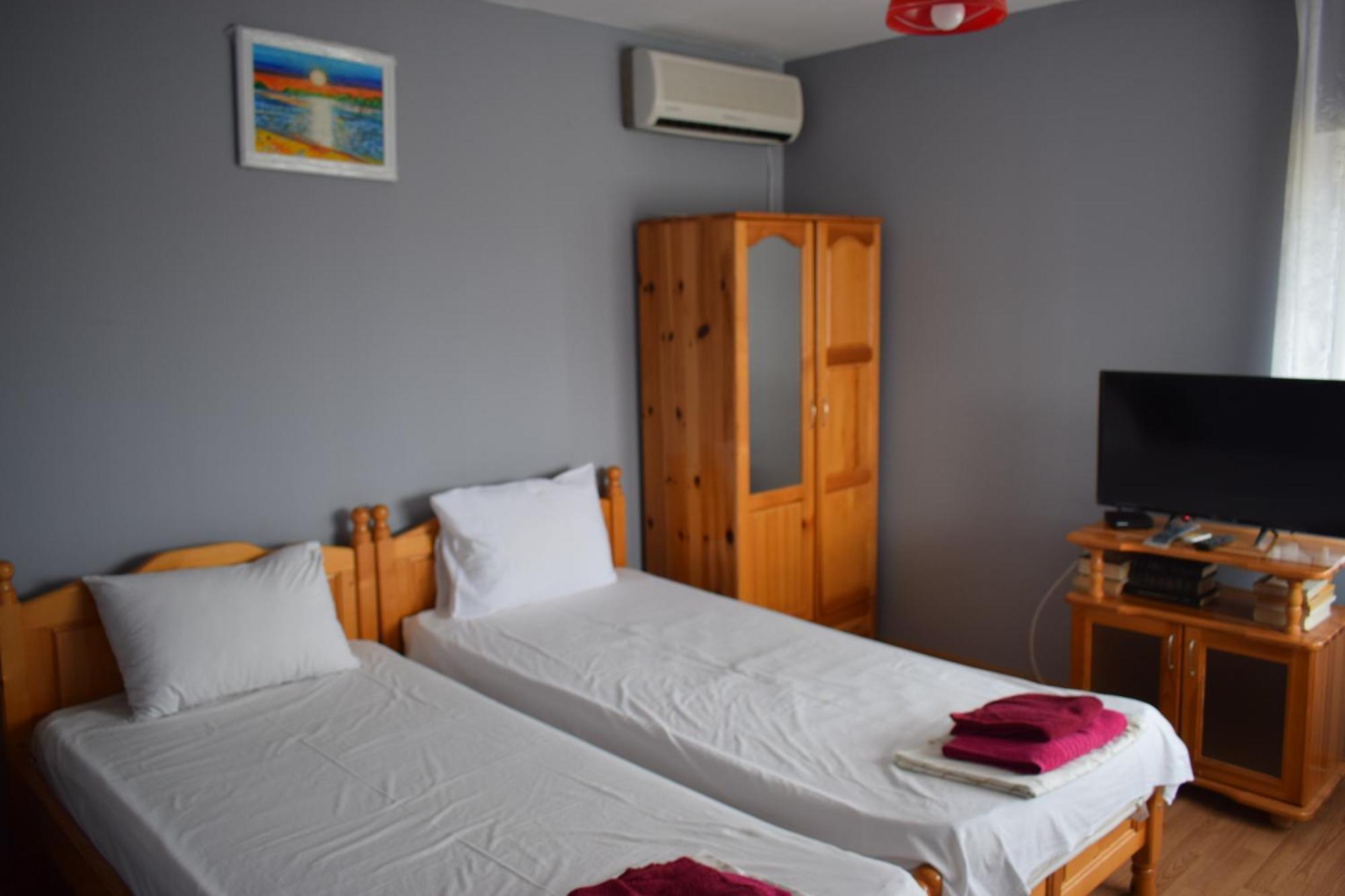 Draganov House Hotel Durankulak Bagian luar foto